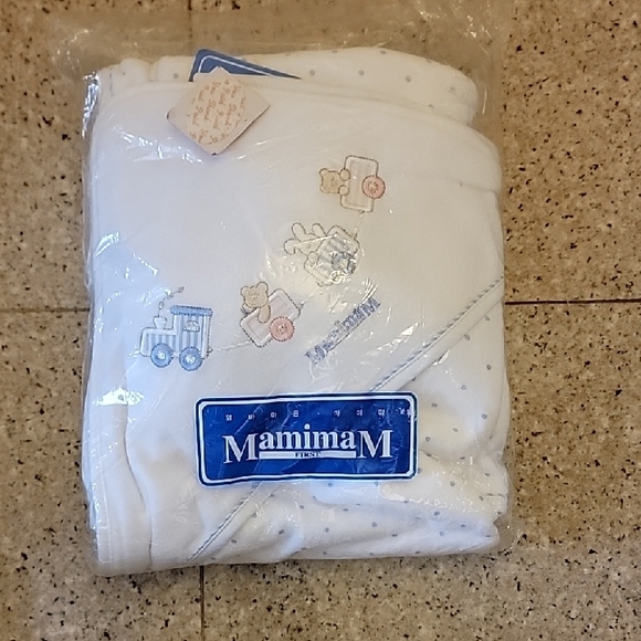 MAMIMAM FIRST Baby's First Swaddle Blanket set of Three - Picture 1 of 7